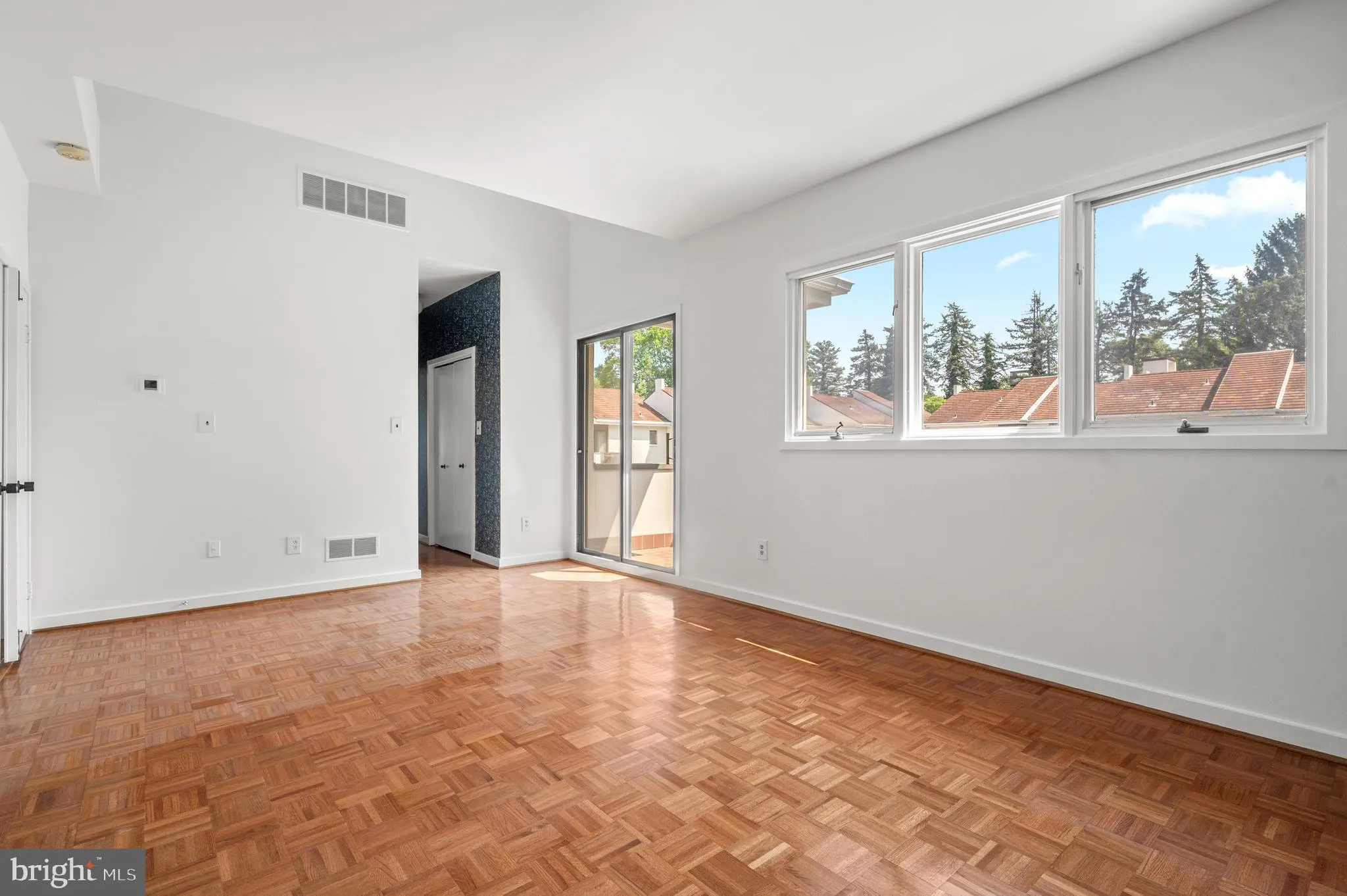 Devon, Pennsylvania 19333, United States, 3 Bedrooms Bedrooms, ,3 BathroomsBathrooms,Residential,Coming Soon,178619