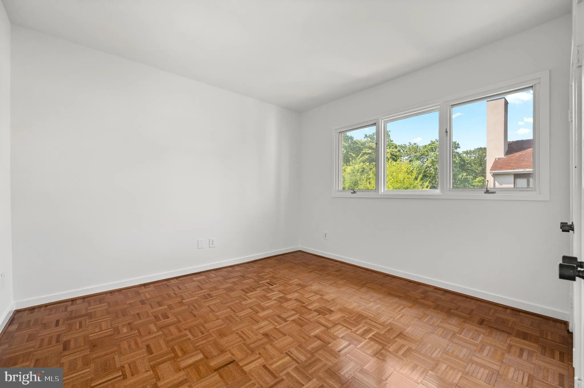 Devon, Pennsylvania 19333, United States, 3 Bedrooms Bedrooms, ,3 BathroomsBathrooms,Residential,Coming Soon,178619