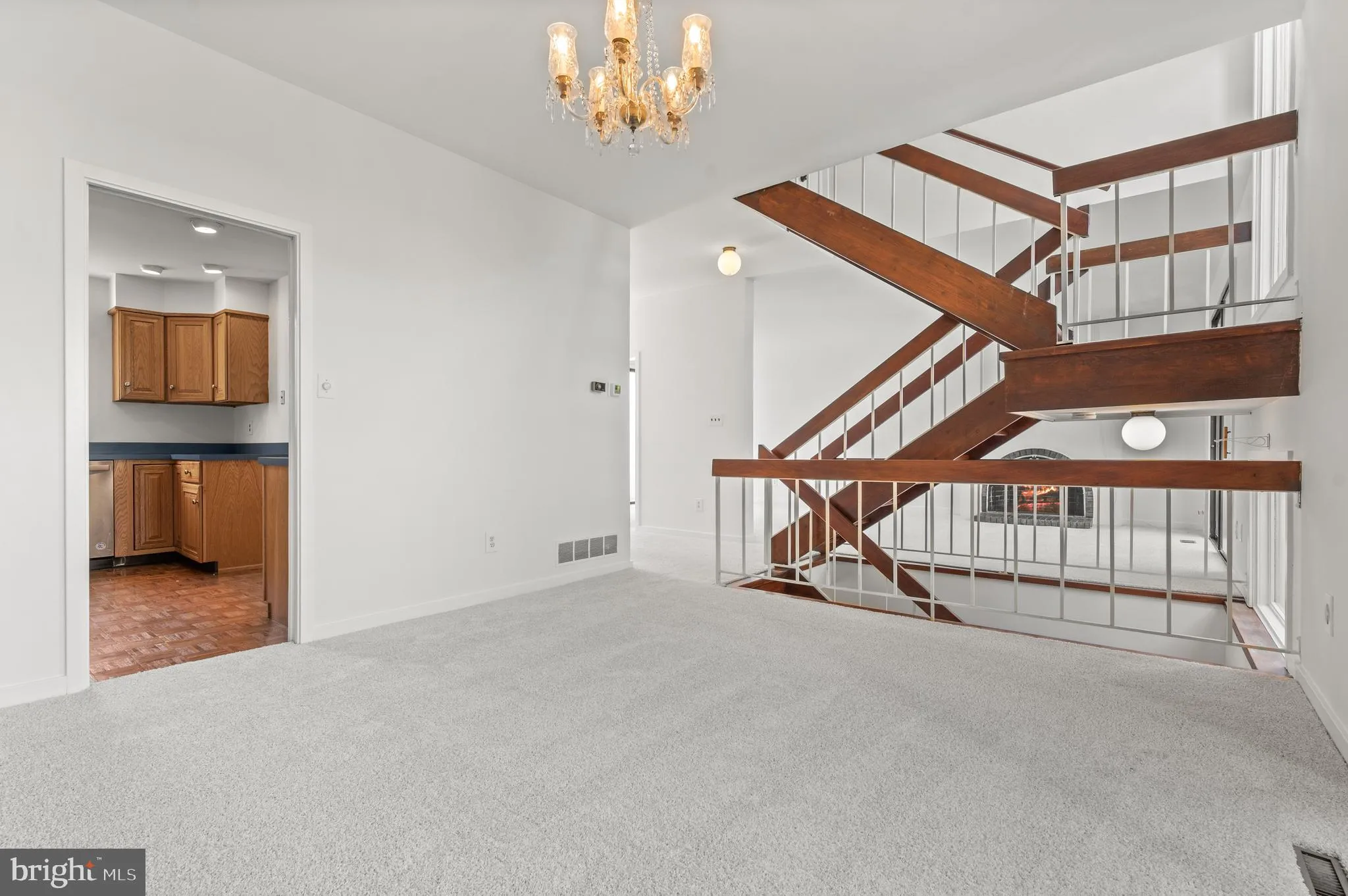 Devon, Pennsylvania 19333, United States, 3 Bedrooms Bedrooms, ,3 BathroomsBathrooms,Residential,Coming Soon,178619