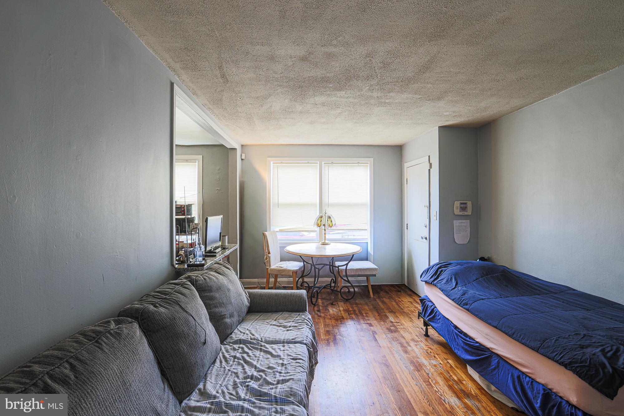 HILLENDALE ESTATES - Residential