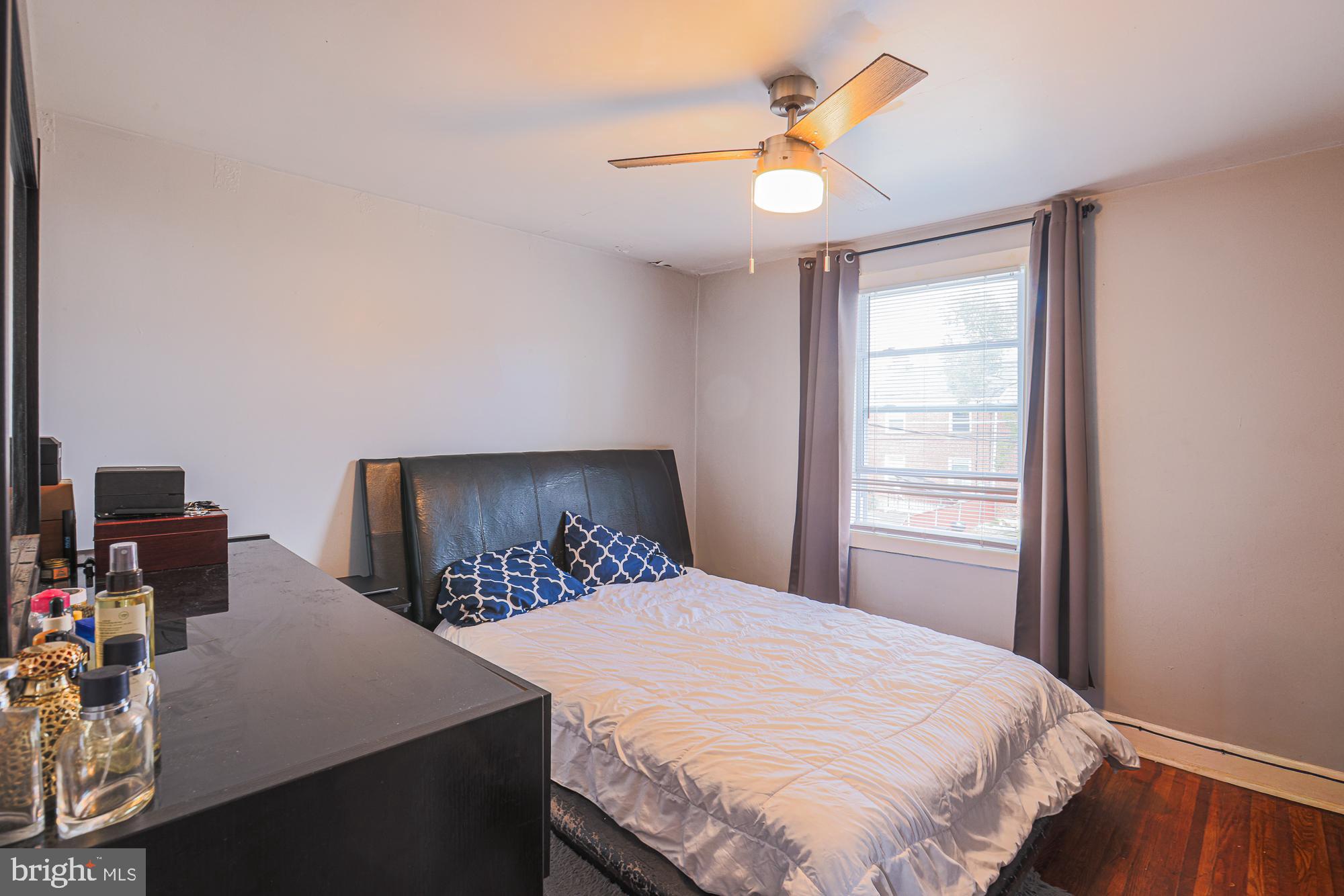 HILLENDALE ESTATES - Residential