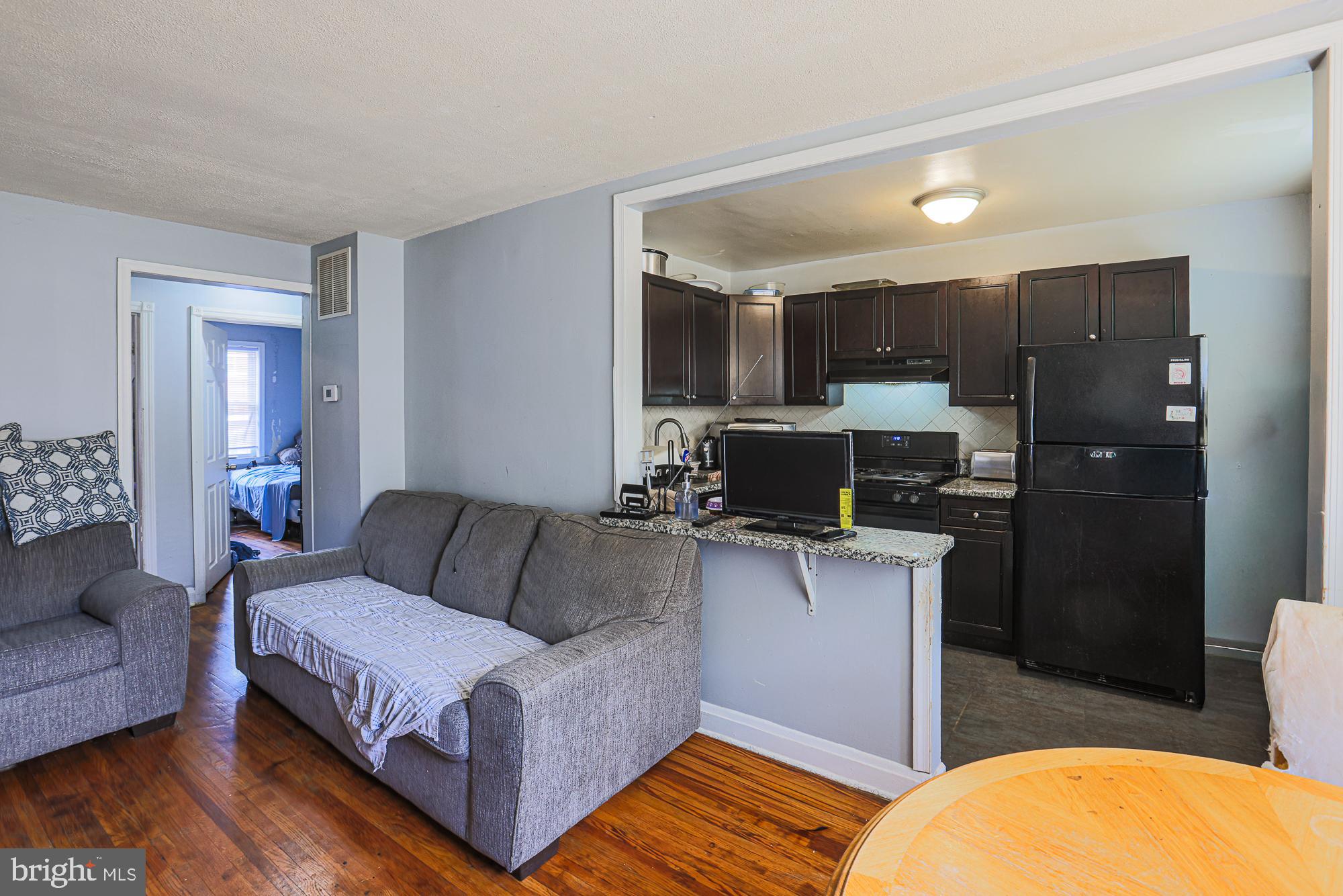 HILLENDALE ESTATES - Residential