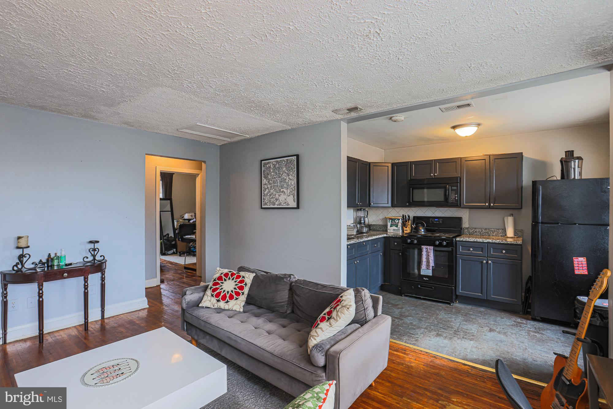 HILLENDALE ESTATES - Residential