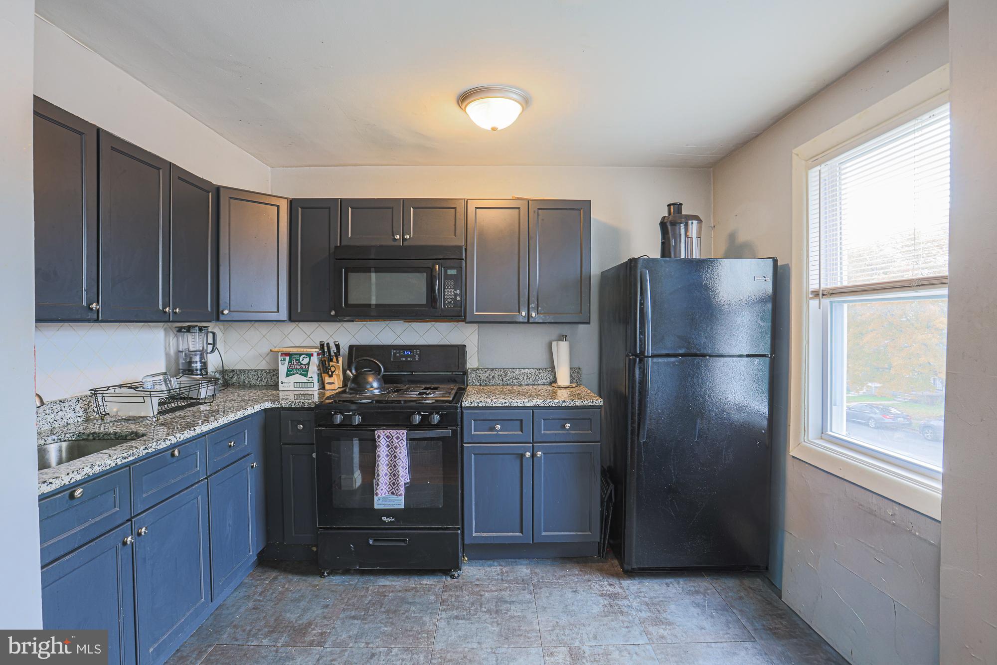 HILLENDALE ESTATES - Residential