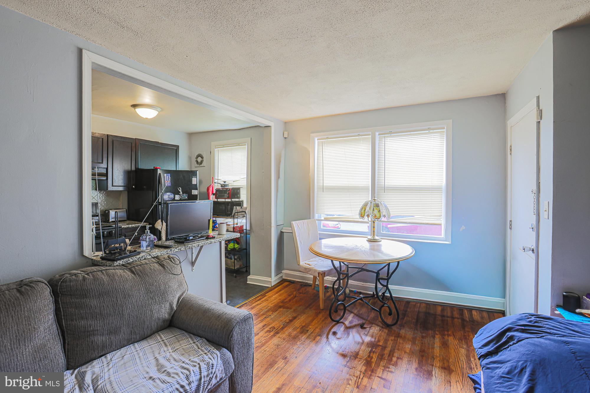 HILLENDALE ESTATES - Residential