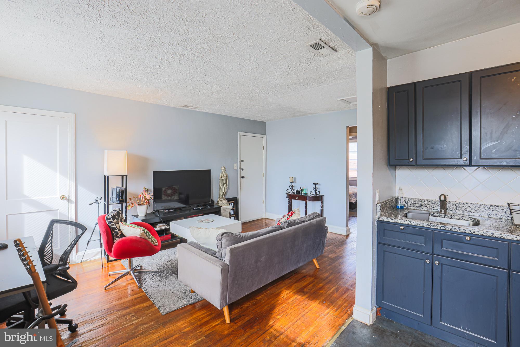 HILLENDALE ESTATES - Residential