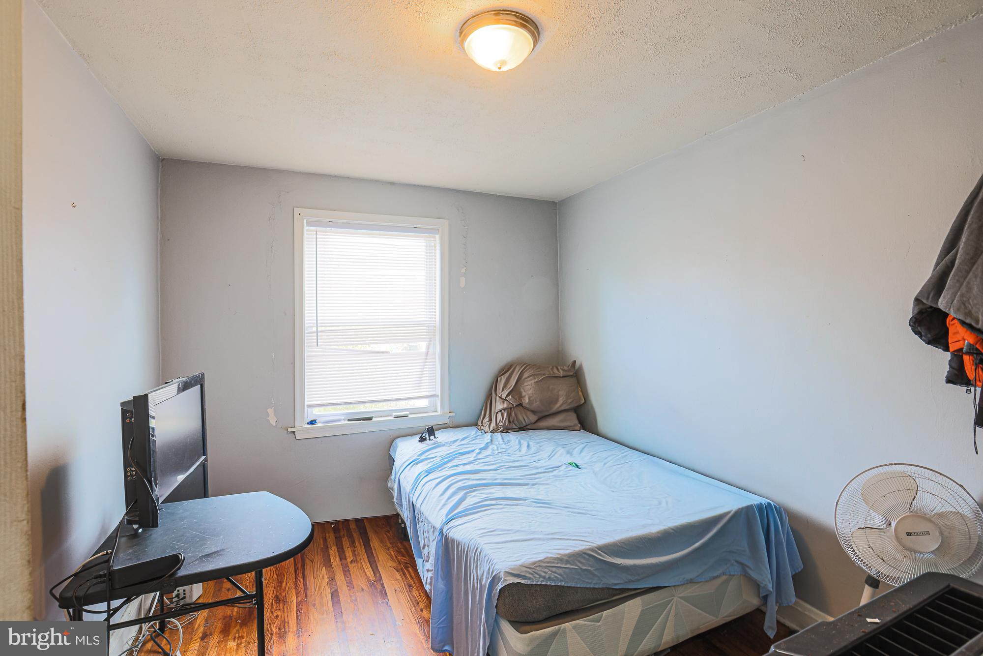 HILLENDALE ESTATES - Residential