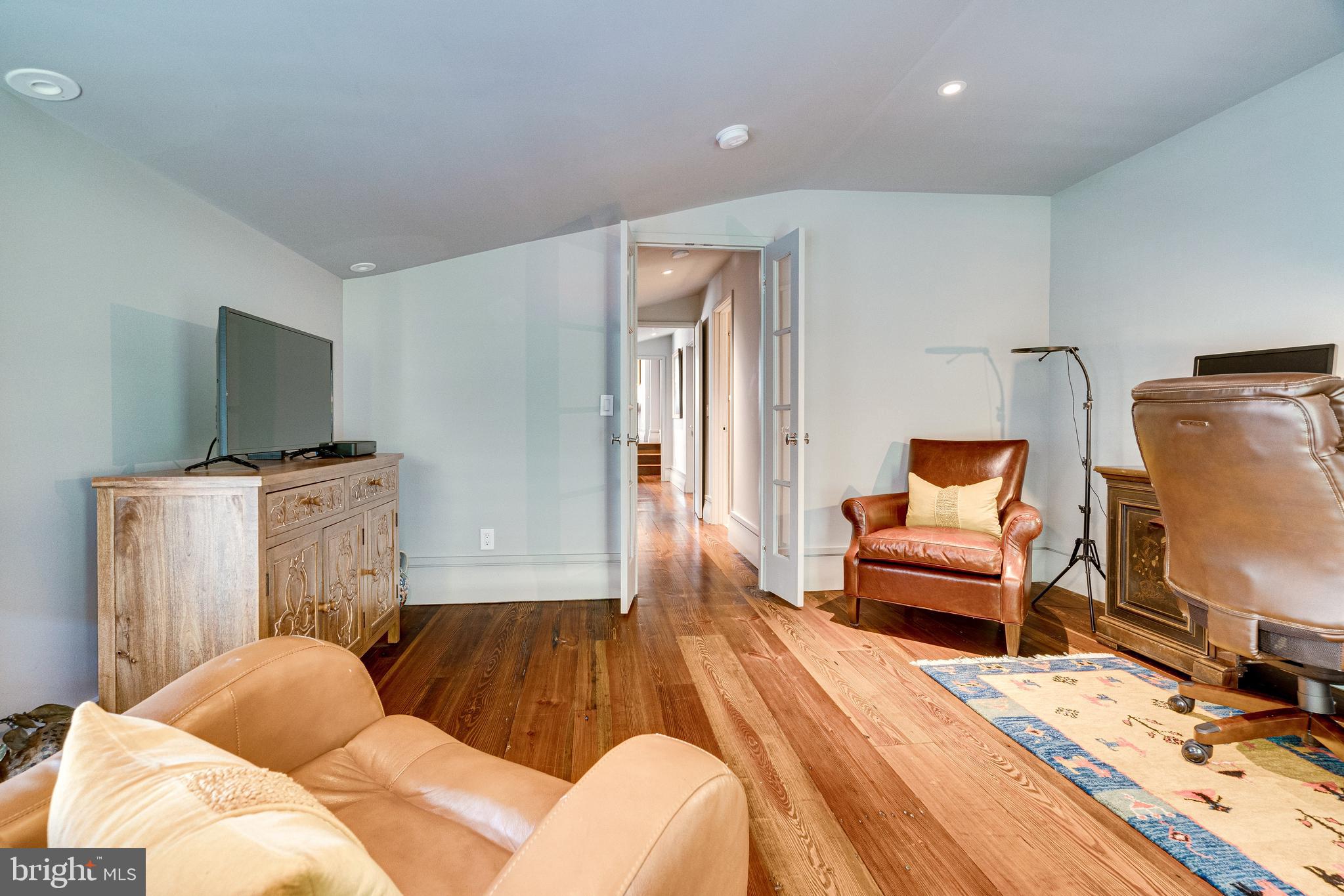 OLD TOWN ALEXANDRIA - Residential