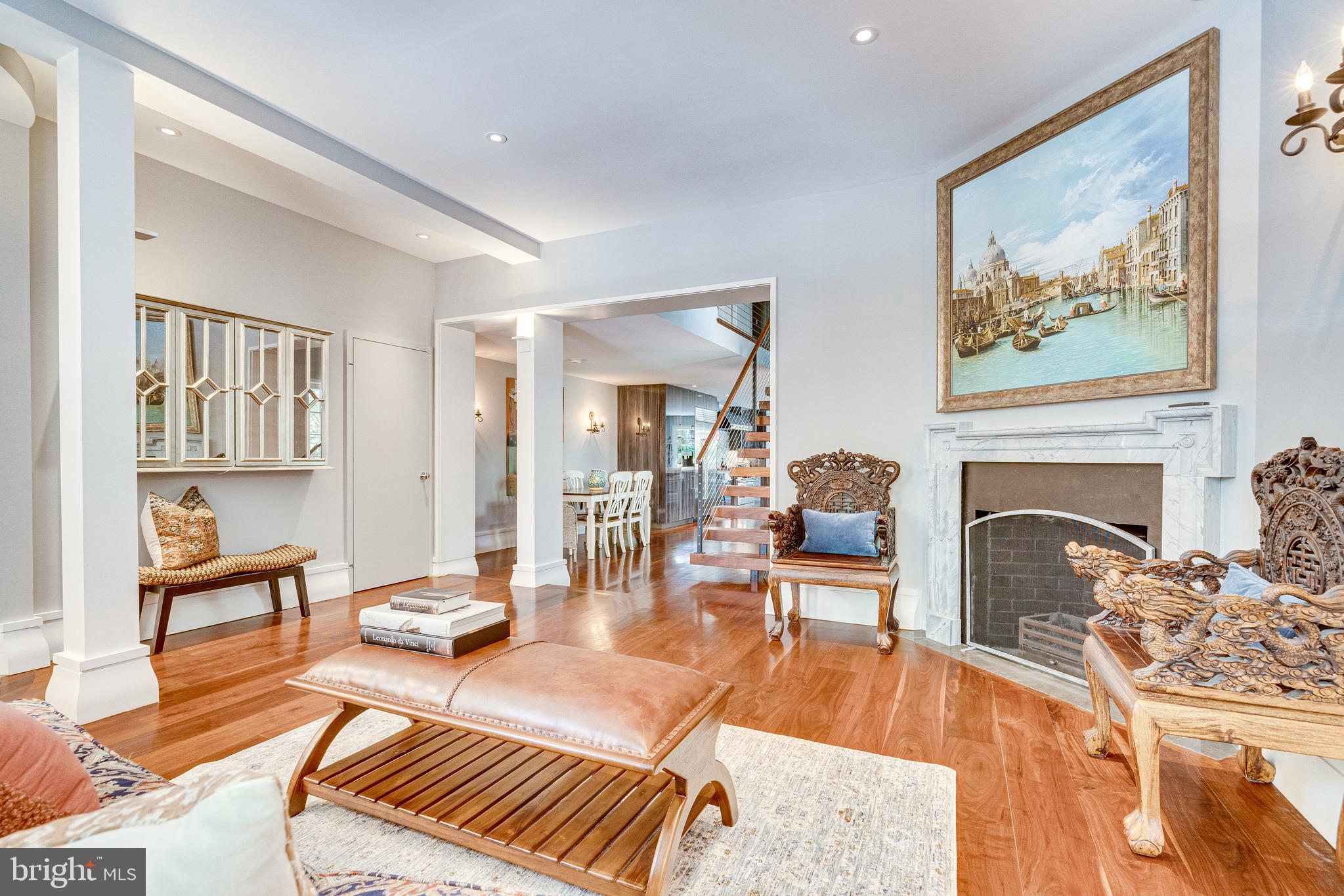 OLD TOWN ALEXANDRIA - Residential