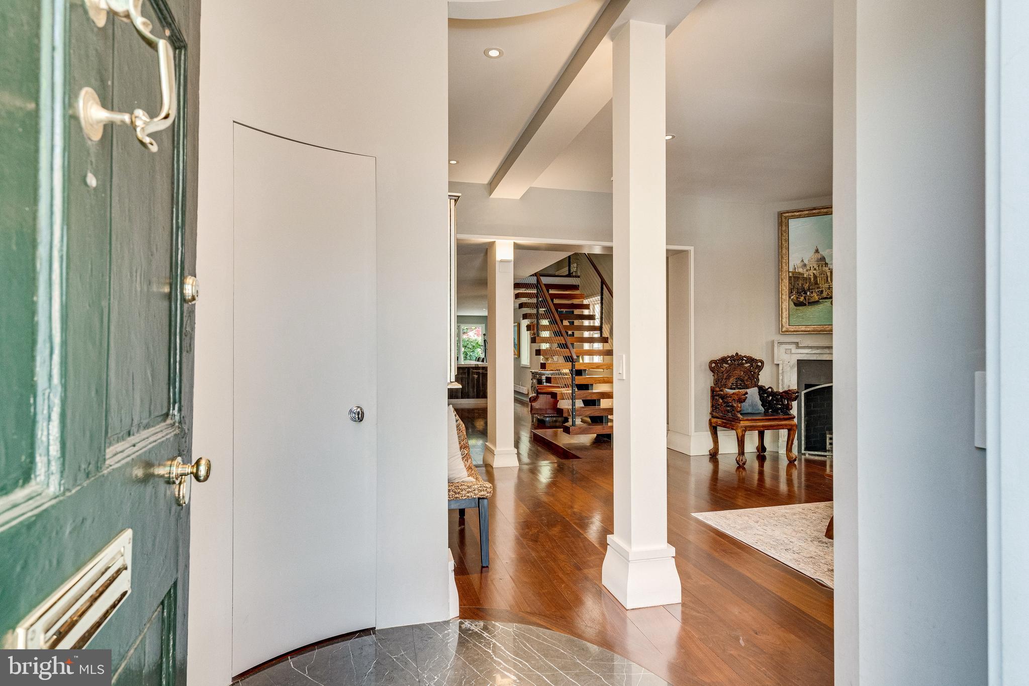 OLD TOWN ALEXANDRIA - Residential