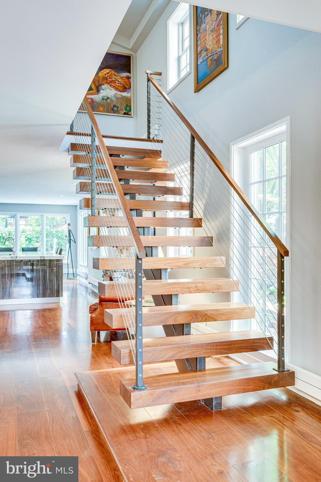 OLD TOWN ALEXANDRIA - Residential