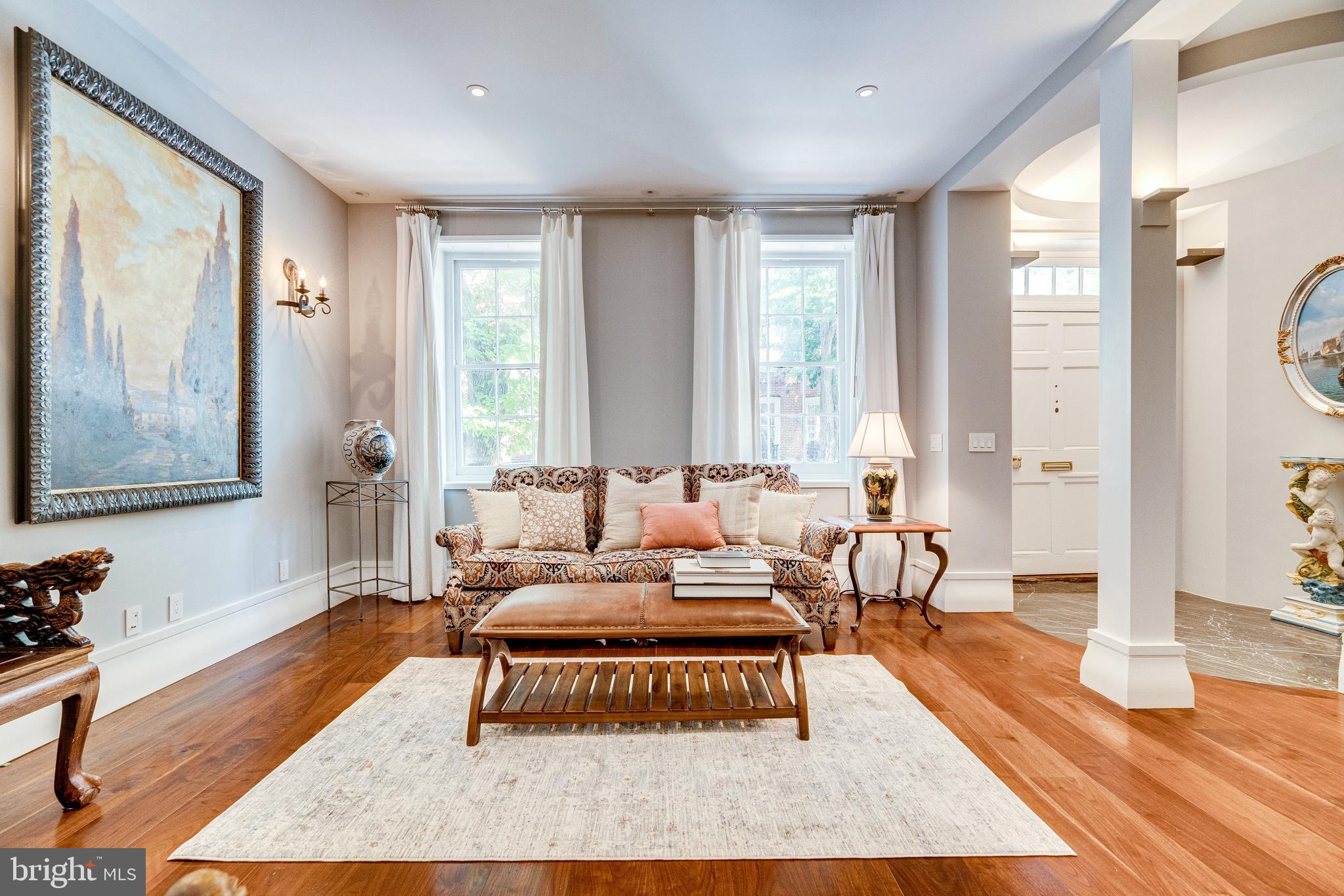 OLD TOWN ALEXANDRIA - Residential