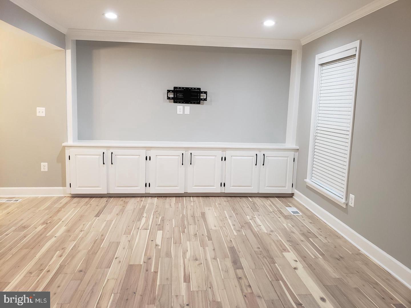 2510 S WALTER REED DRIVE 1