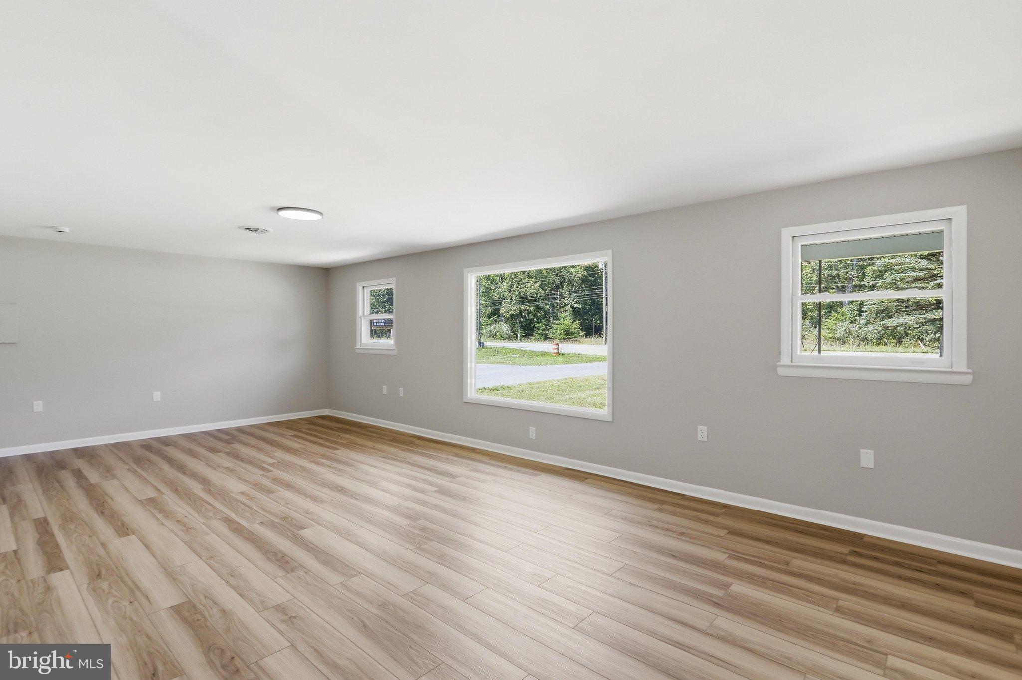 11223 VALLEY ROAD