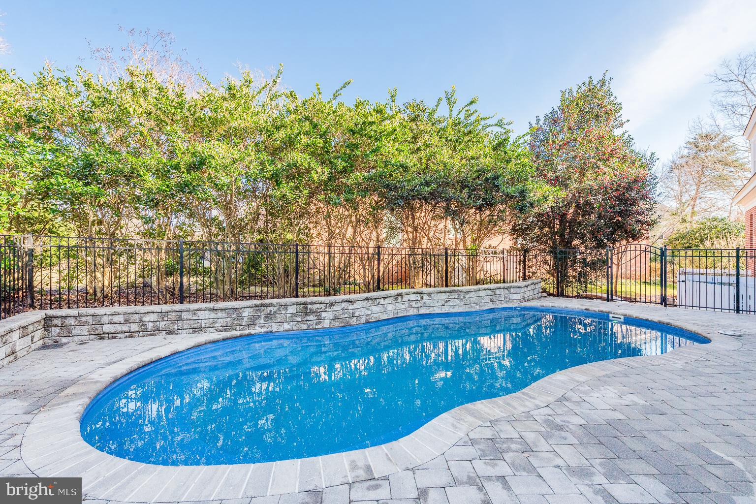 FORD'S COLONY - Residential