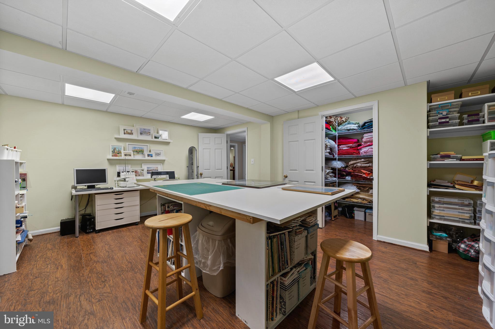 FAIRVIEW FARM - Residential