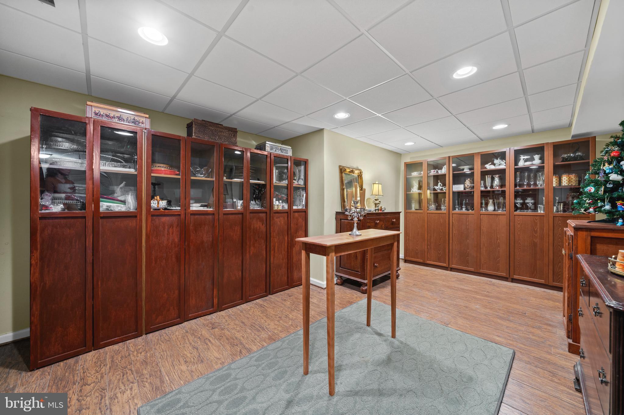 FAIRVIEW FARM - Residential