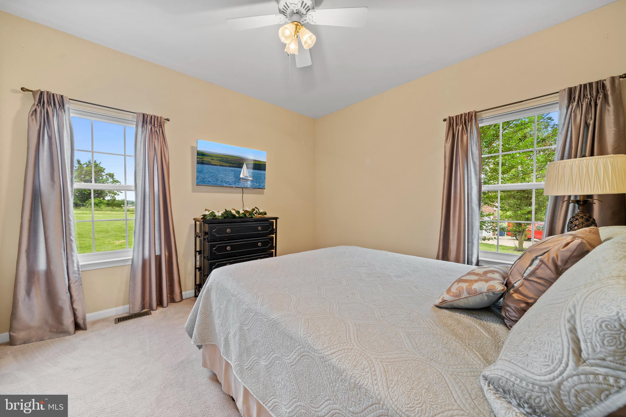 FAIRVIEW FARM - Residential