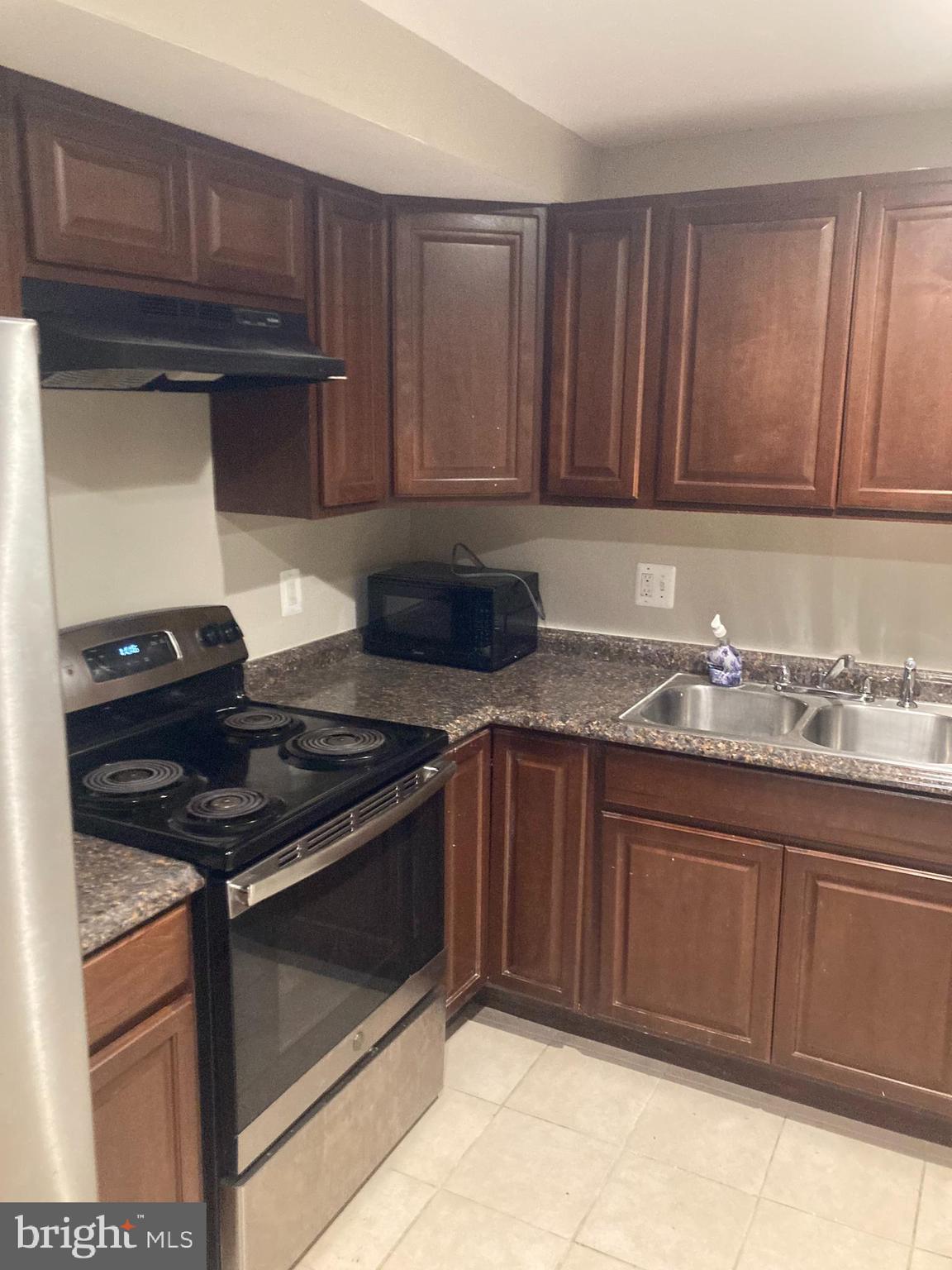 VILLAGES OF MARLBOROUGH - Residential Lease