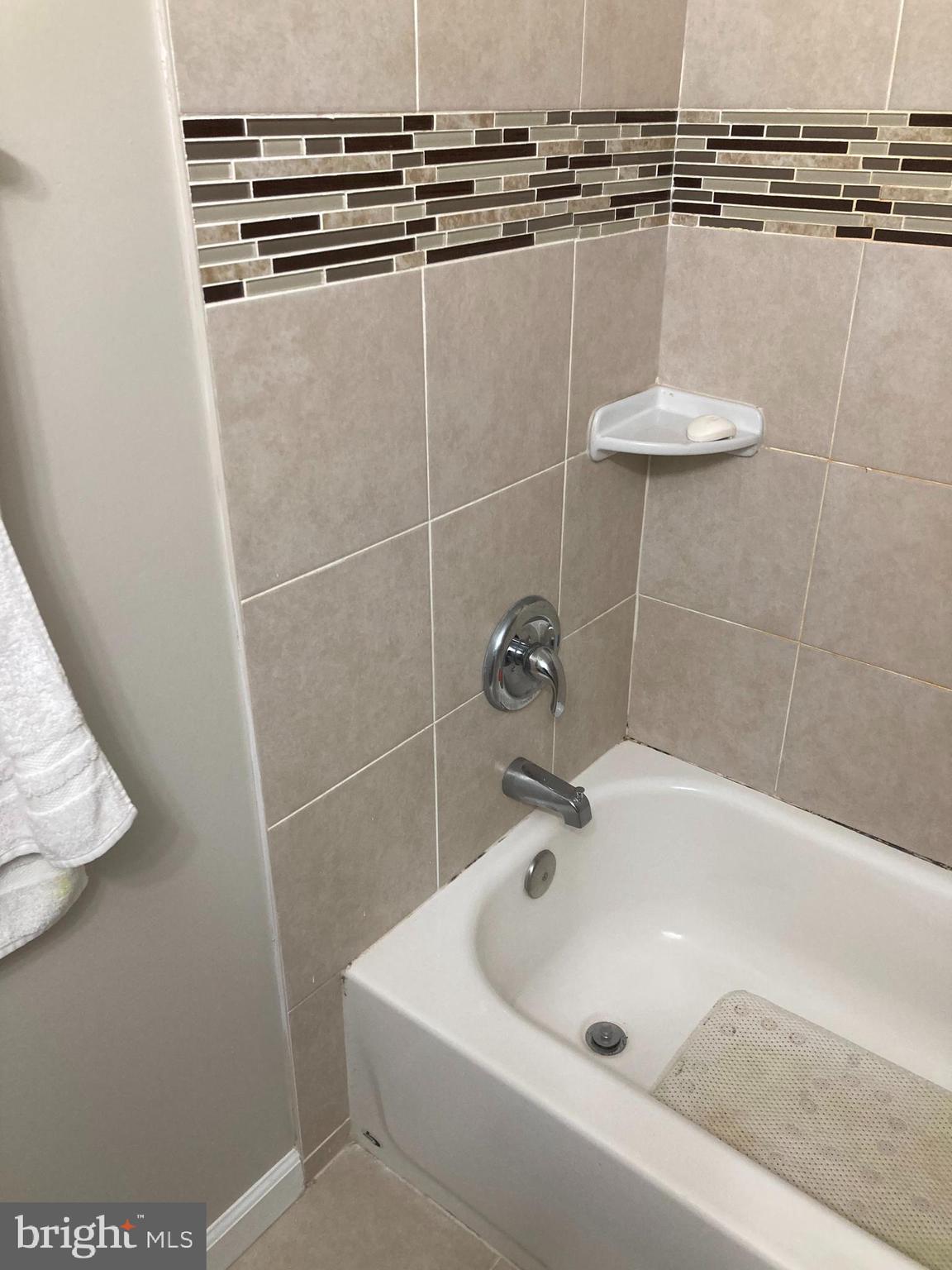 VILLAGES OF MARLBOROUGH - Residential Lease