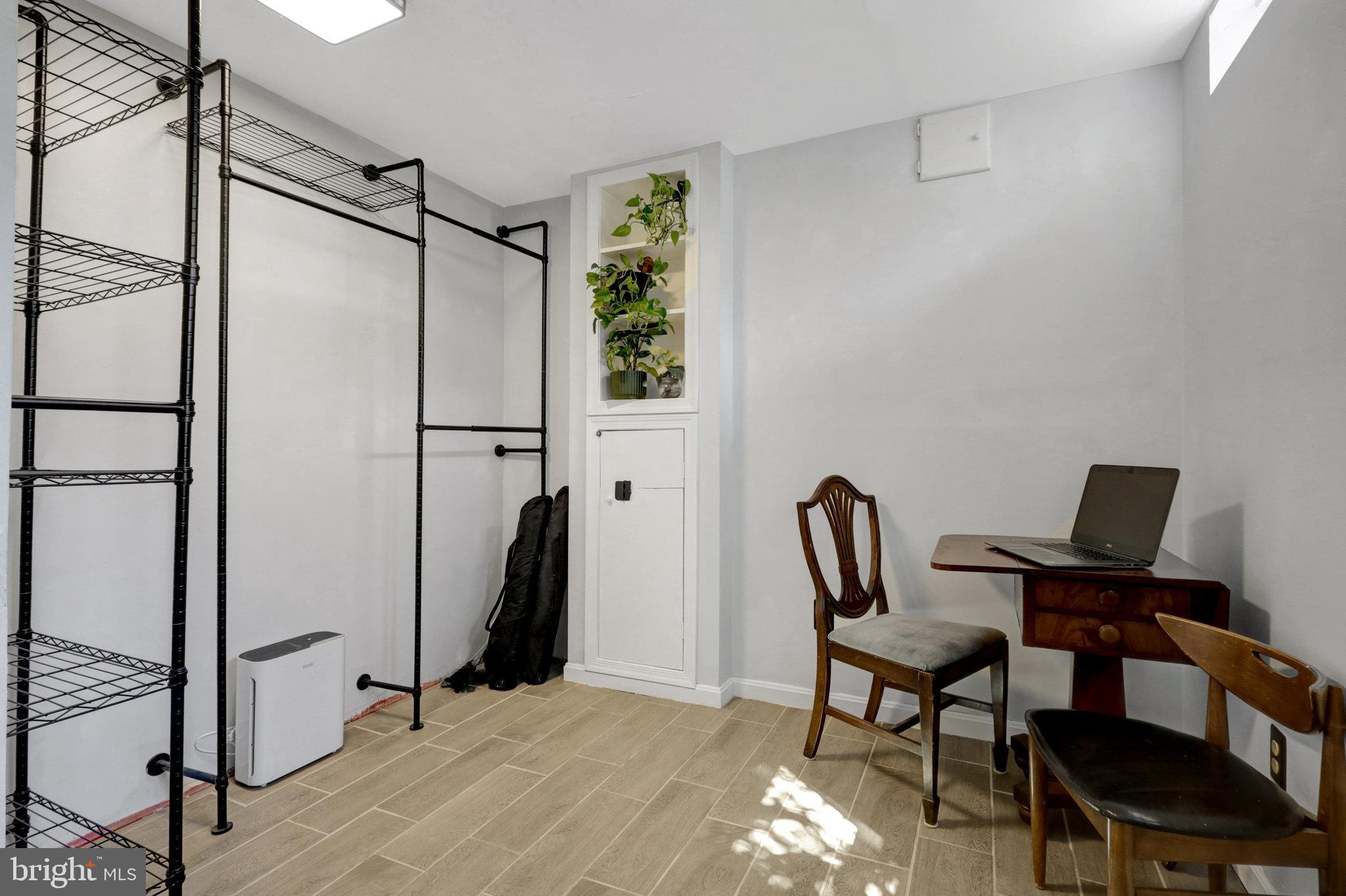 ROLLING VALLEY - Residential