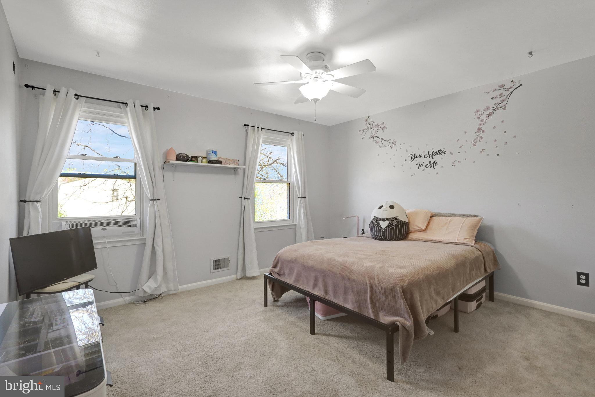 ROLLING VALLEY - Residential