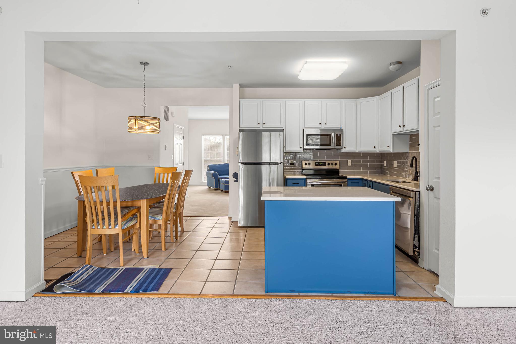 SOUTH HAMPTON - Residential