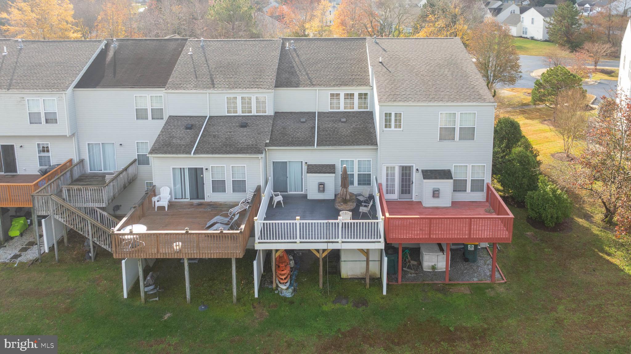 SOUTH HAMPTON - Residential