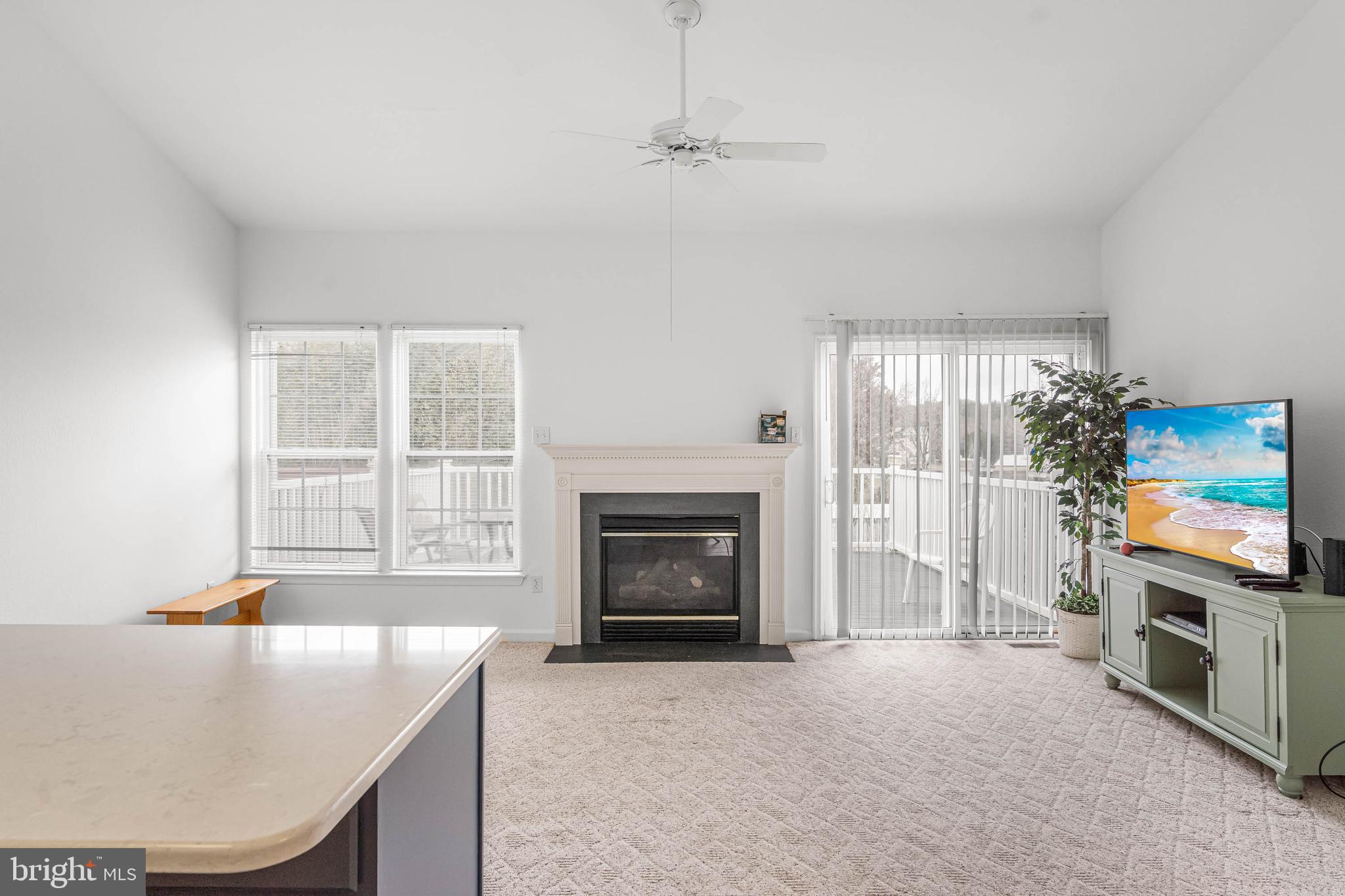 SOUTH HAMPTON - Residential