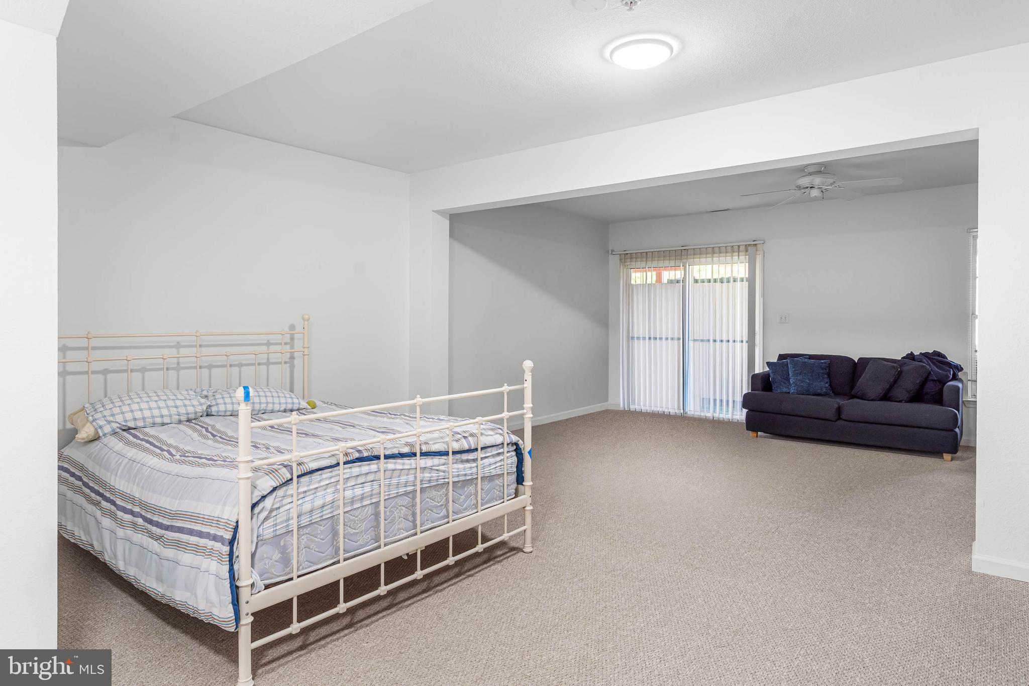 SOUTH HAMPTON - Residential