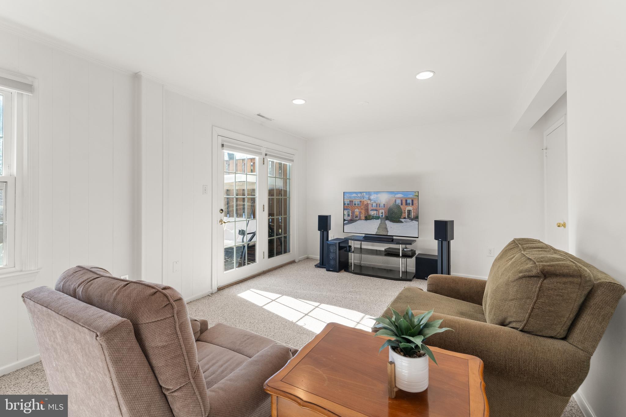 VIENNA COMMONS - Residential