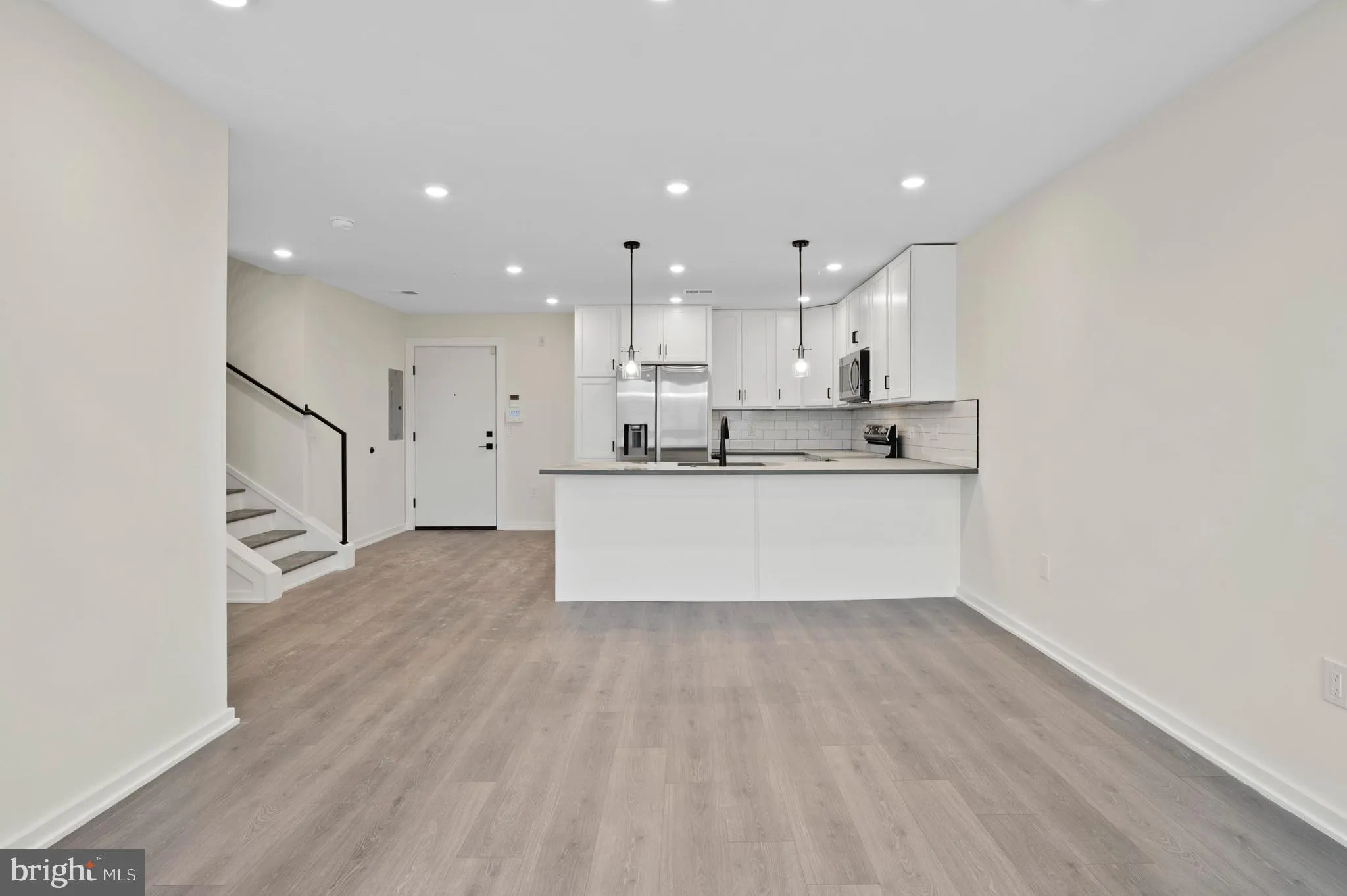 Philadelphia, Pennsylvania 19121, United States, 3 Bedrooms Bedrooms, ,3 BathroomsBathrooms,Residential,Active,77438
