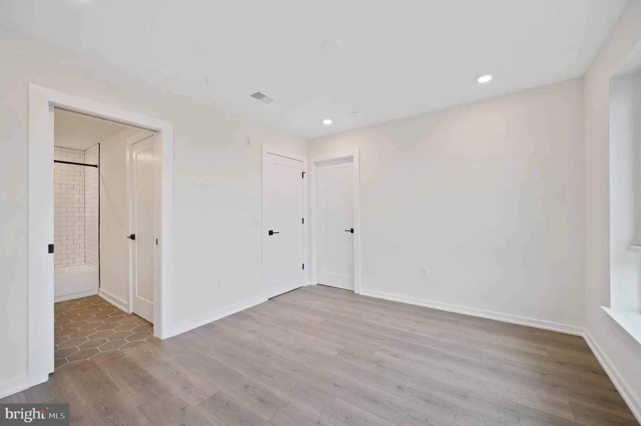 Philadelphia, Pennsylvania 19121, United States, 3 Bedrooms Bedrooms, ,3 BathroomsBathrooms,Residential,Active,77438