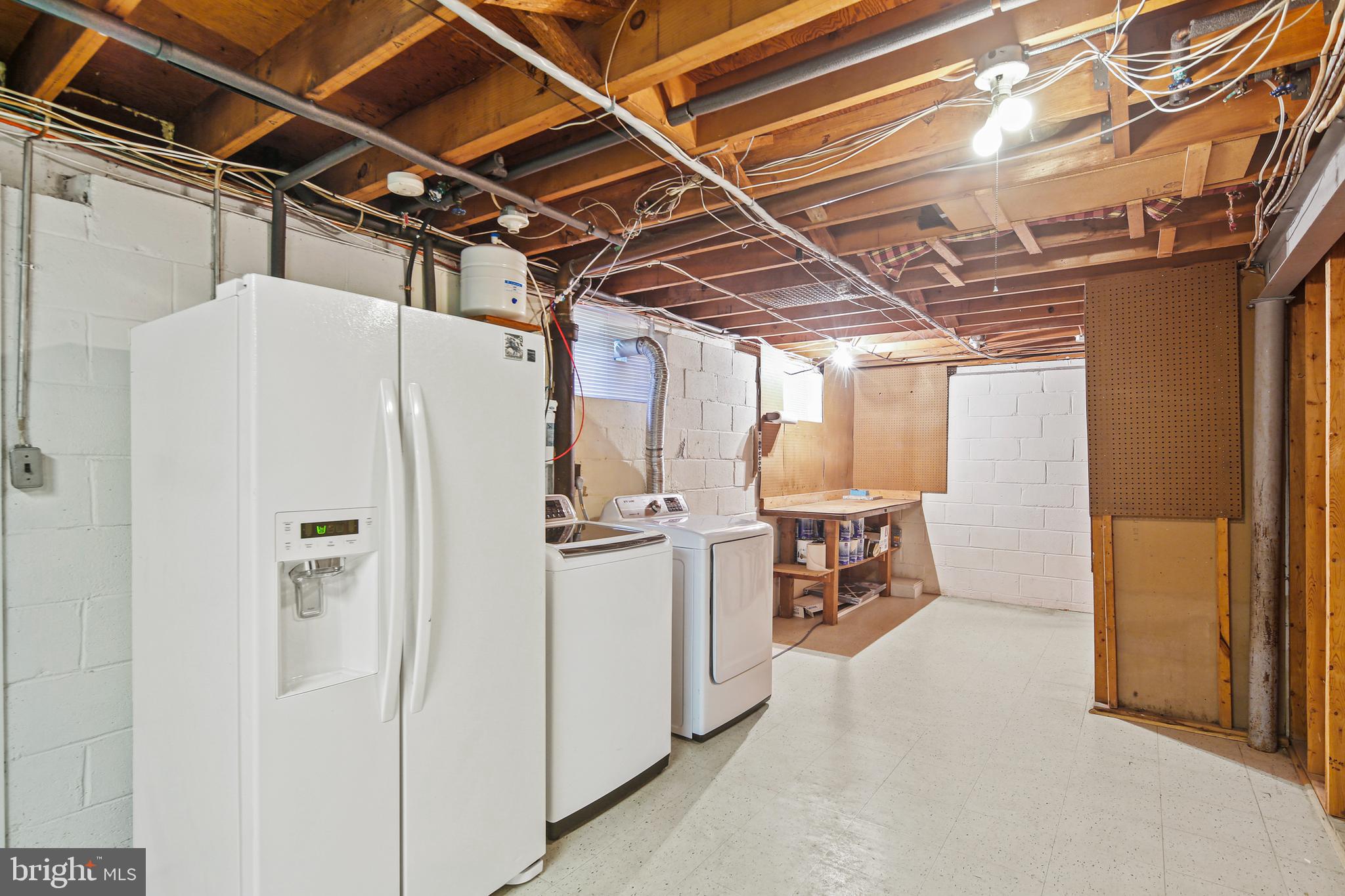 RIDGEMONT - Residential