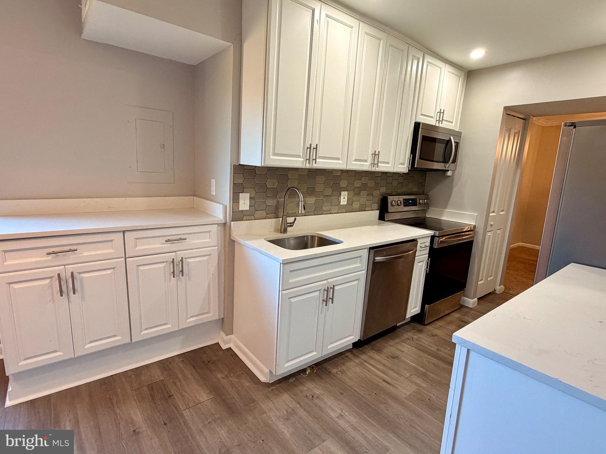 GREENBRIAR CONDO - Residential