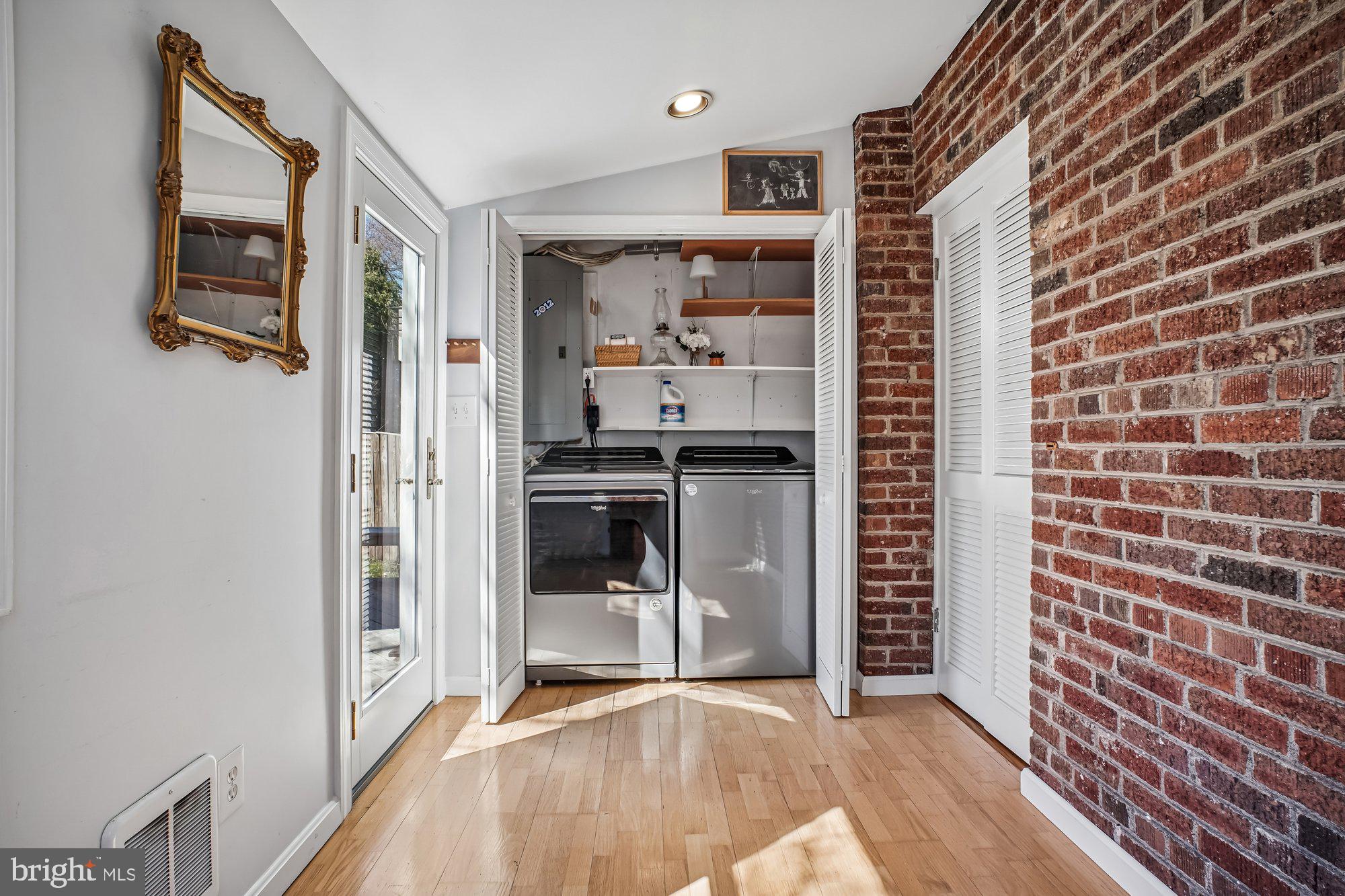 WESTGATE - Residential