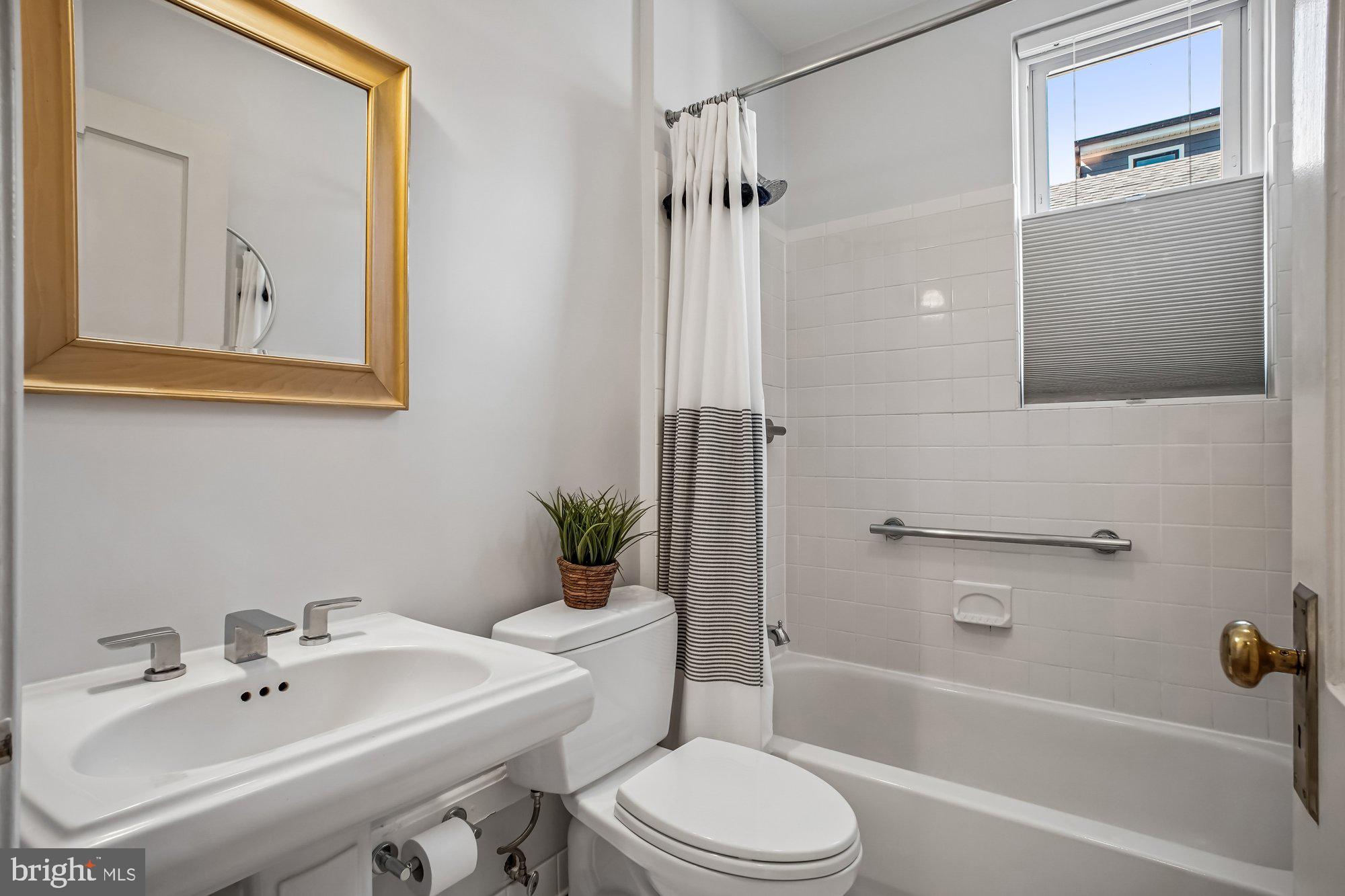 WESTGATE - Residential