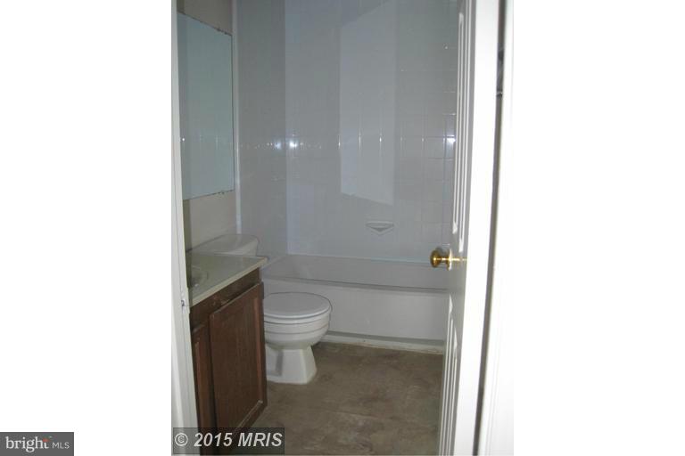 LAKE RIDGE - Residential Lease