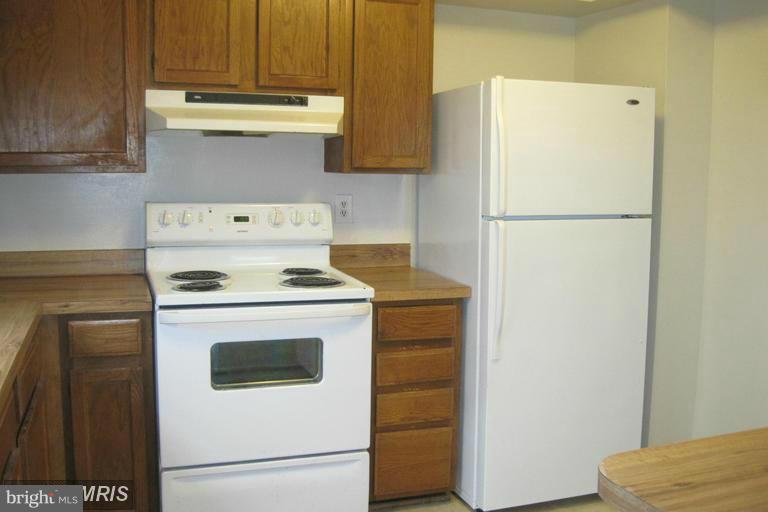 LAKE RIDGE - Residential Lease