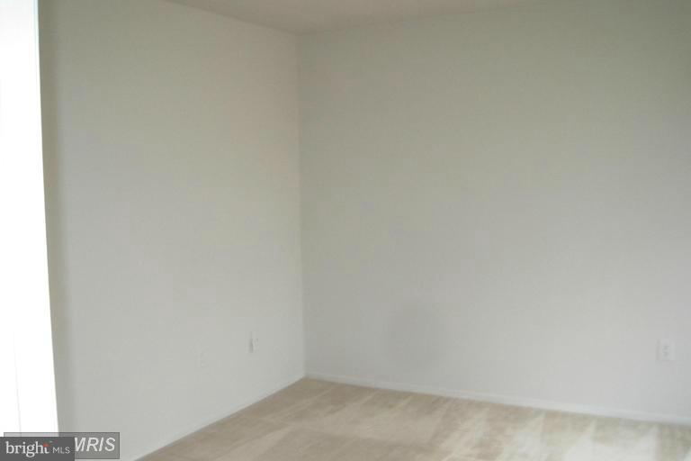 LAKE RIDGE - Residential Lease