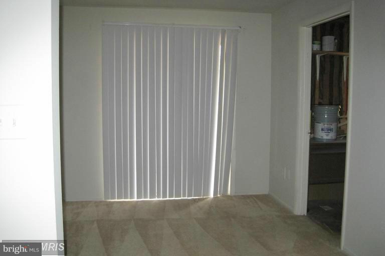 LAKE RIDGE - Residential Lease