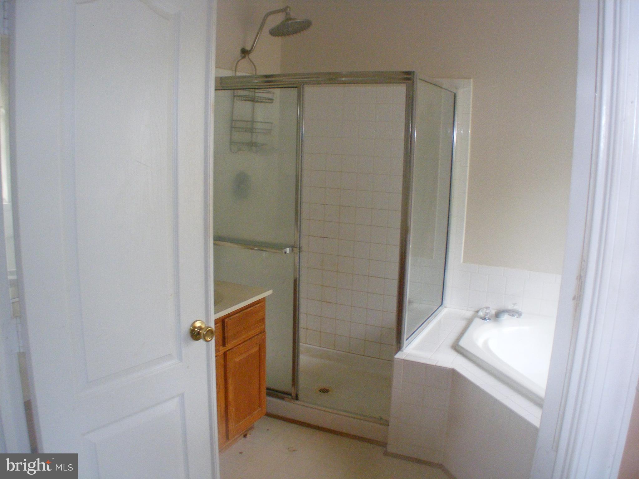 PERRYWOOD - Residential