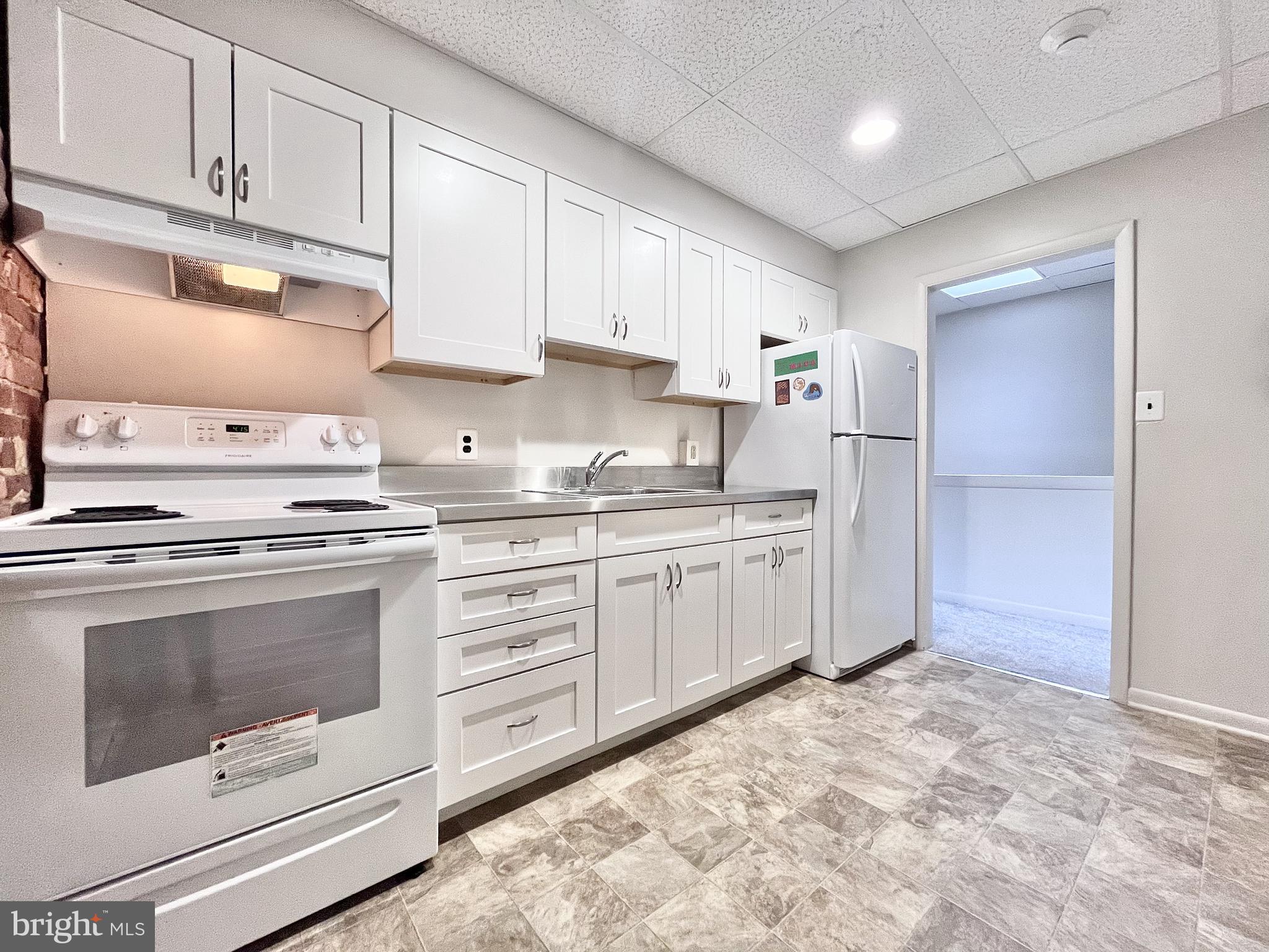 MOUNT VERNON PLACE HISTORIC DISTRICT - Residential Lease