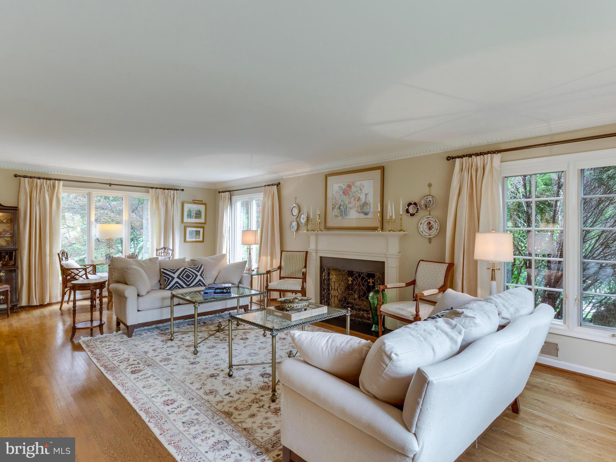 CHAIN BRIDGE WOODS - Residential