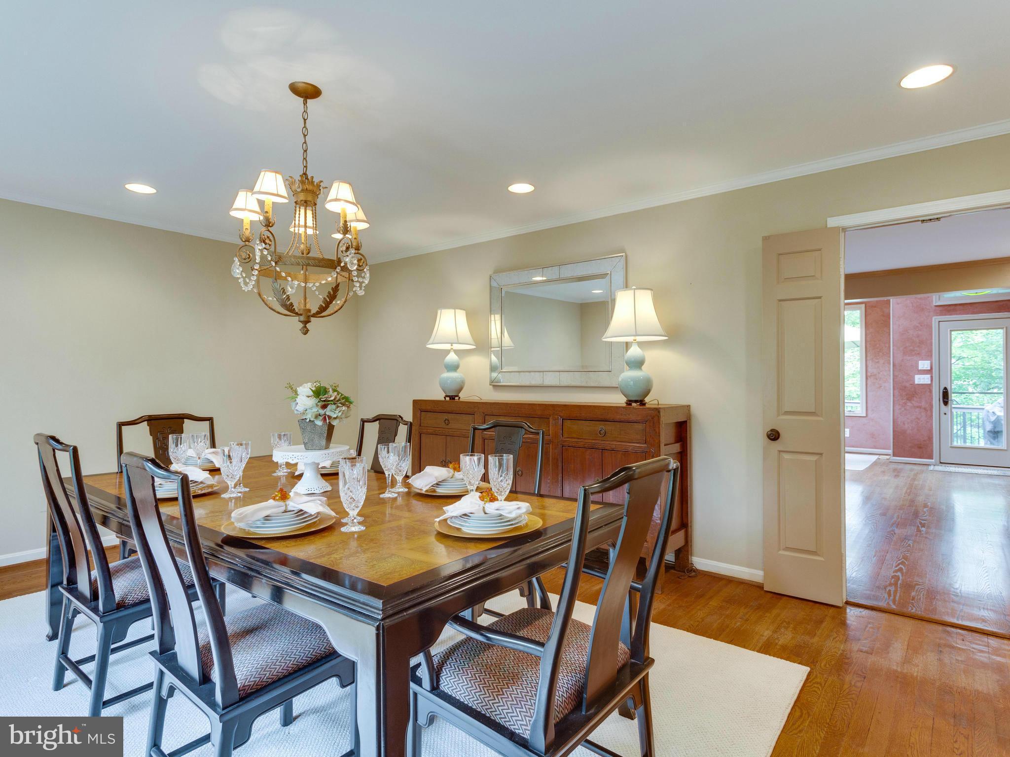 CHAIN BRIDGE WOODS - Residential