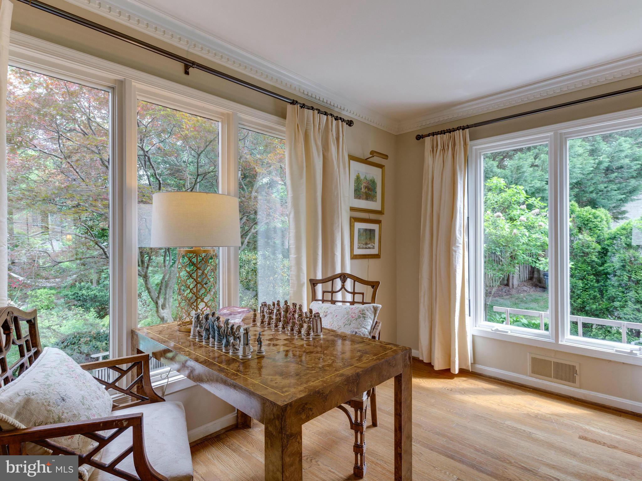 CHAIN BRIDGE WOODS - Residential