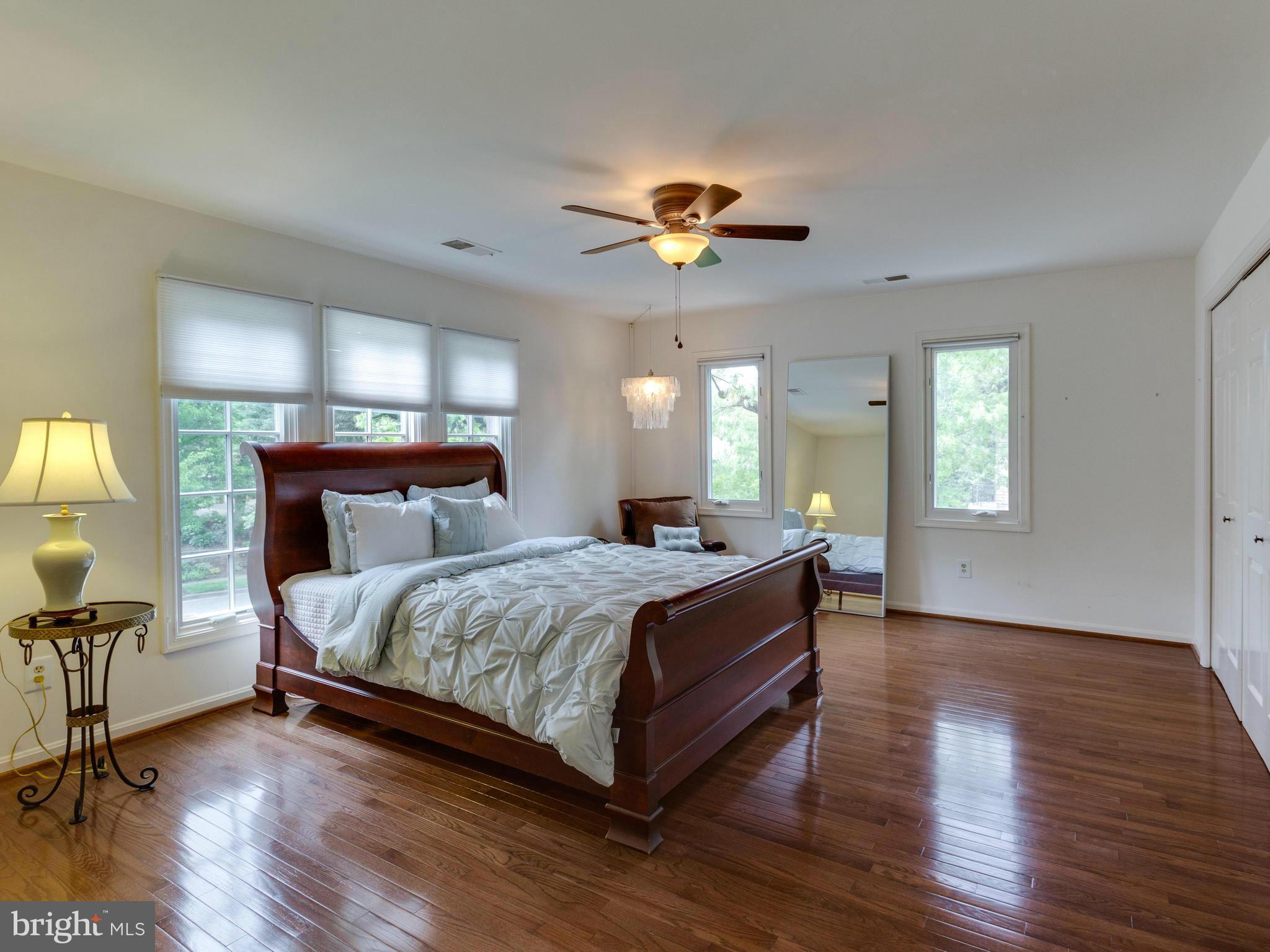 CHAIN BRIDGE WOODS - Residential