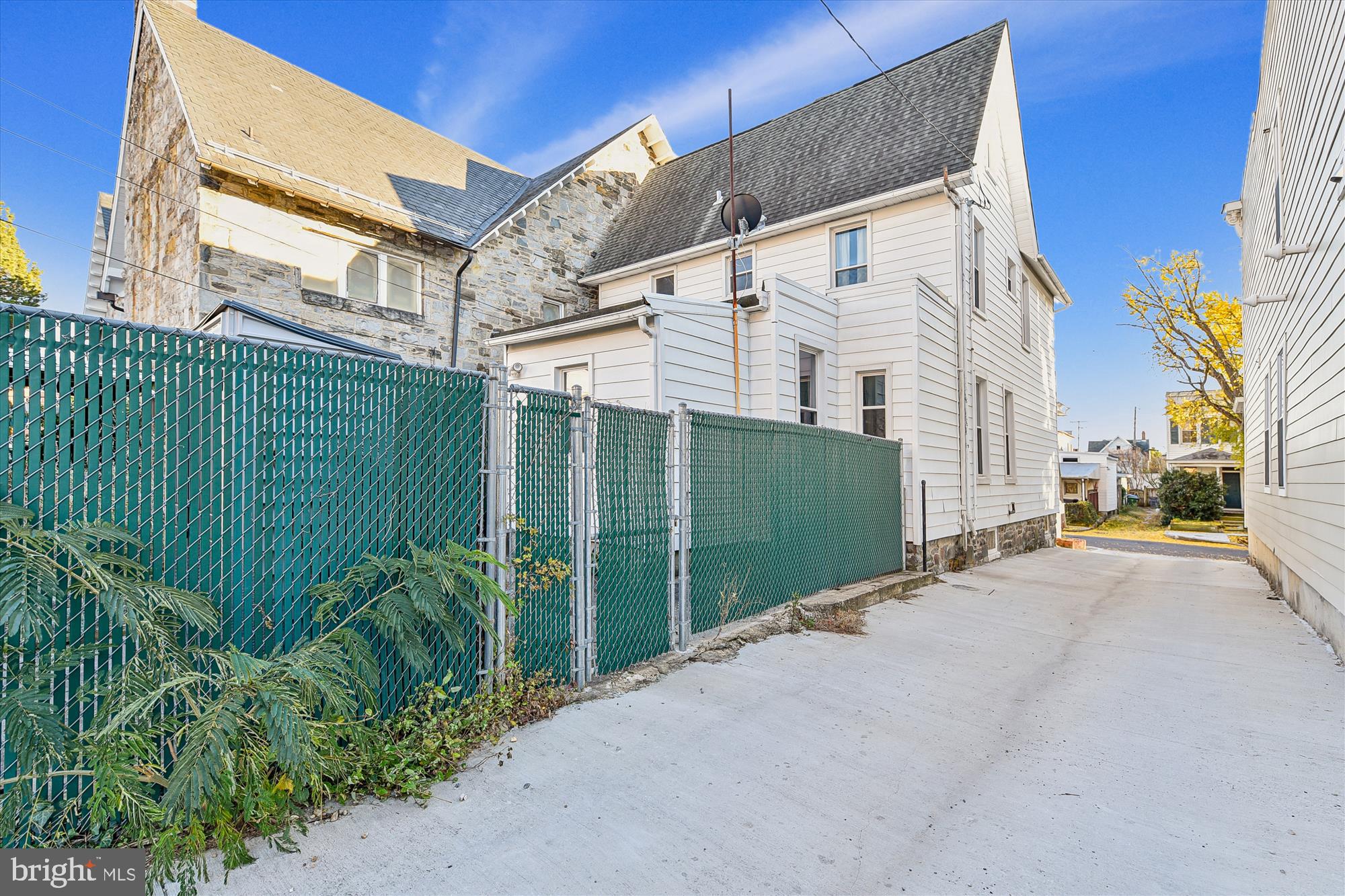 HAMPDEN HISTORIC DISTRICT - Residential