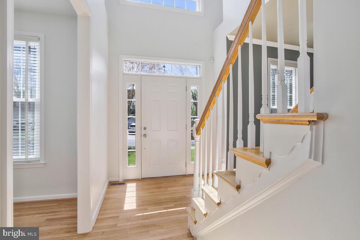 TWELVE OAKS - Residential