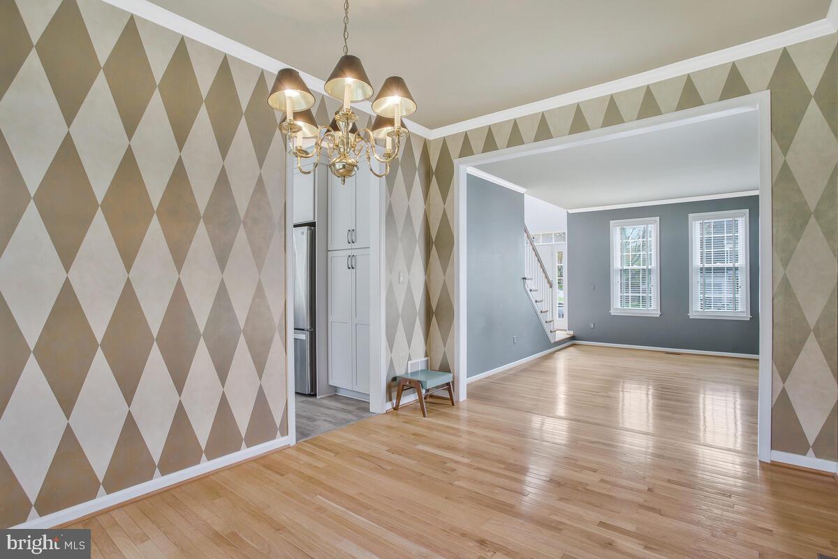 TWELVE OAKS - Residential